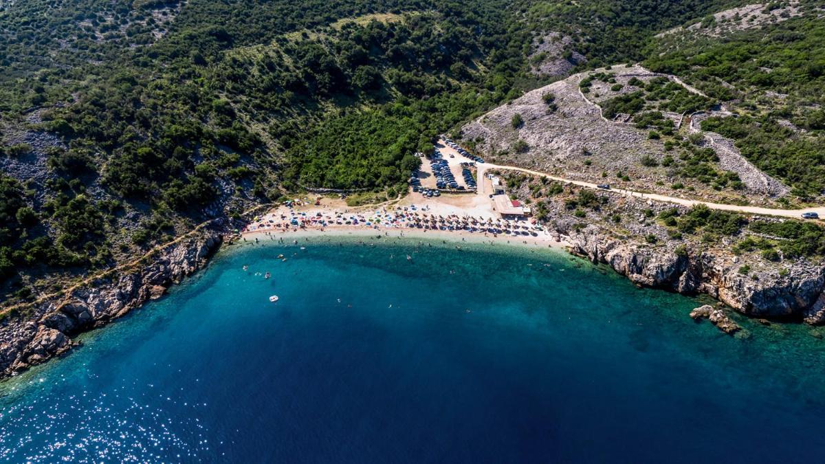 Apartment Arte Vrbnik Екстериор снимка